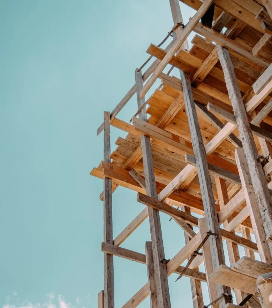 MADERA PARA CONSTRUCCIÓN